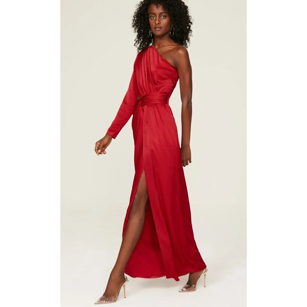 ML Monique Lhuillier One Shoulder Satin Gown in Red Size 8